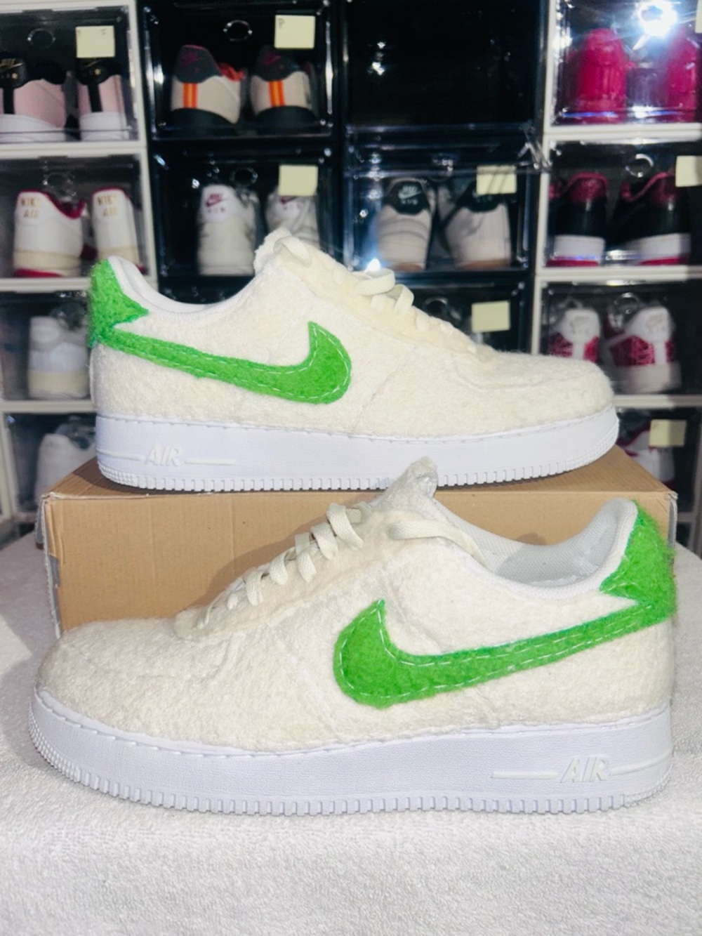 Adewale Granny Smith Custom Nike Air Force 1.  Actual known artist. Original box